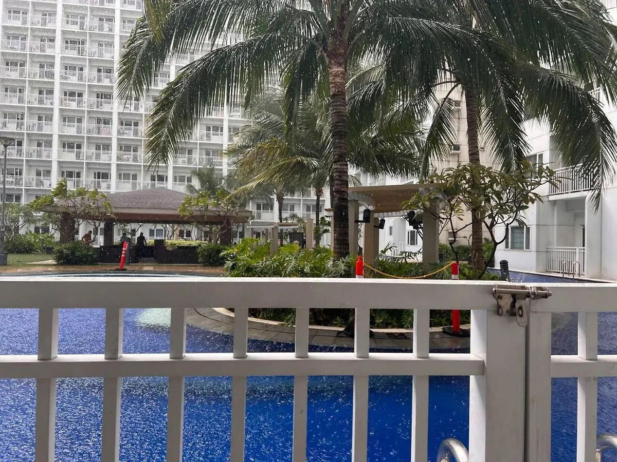 Direct Pool Access Shore Residences Moa Pasay Near Airport location